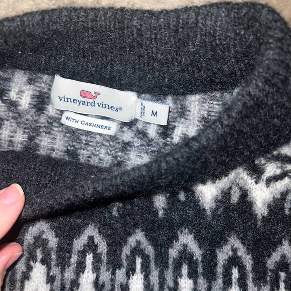Vineyard Vines cashmere gray black Tonal Fair Isle Crew Sweater Medium - Picture 4 of 4